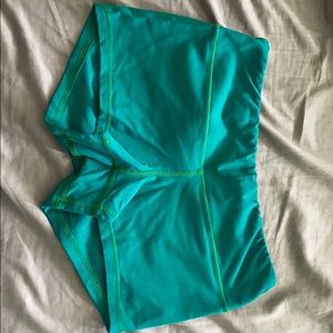 CrossFit Green fleo shorts